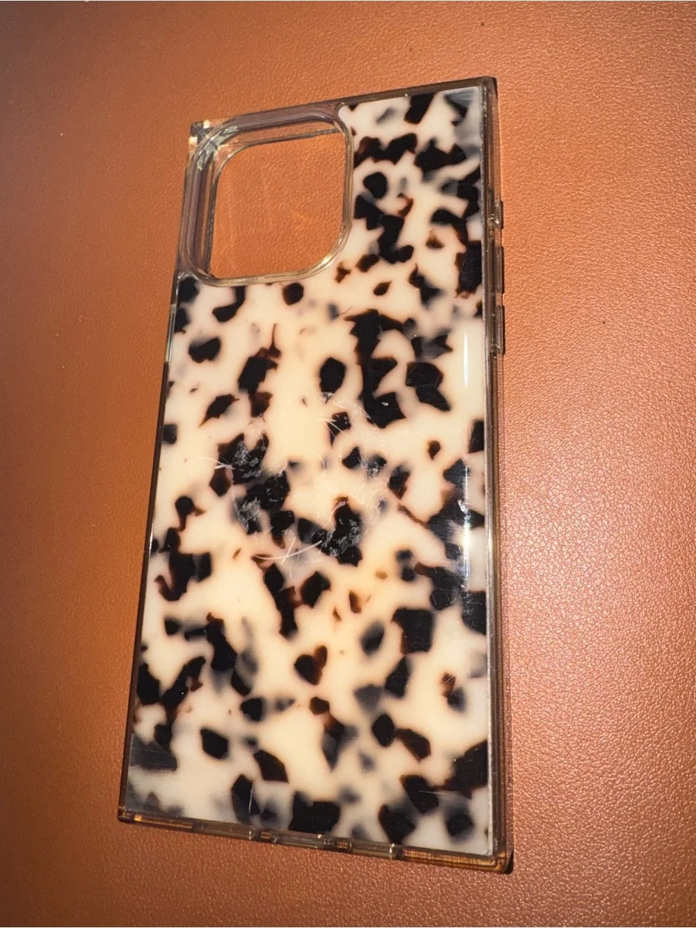 Tortoiseshell 15 pro max case - cream & black